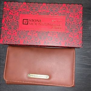 Stone Mountain Leather Wallet